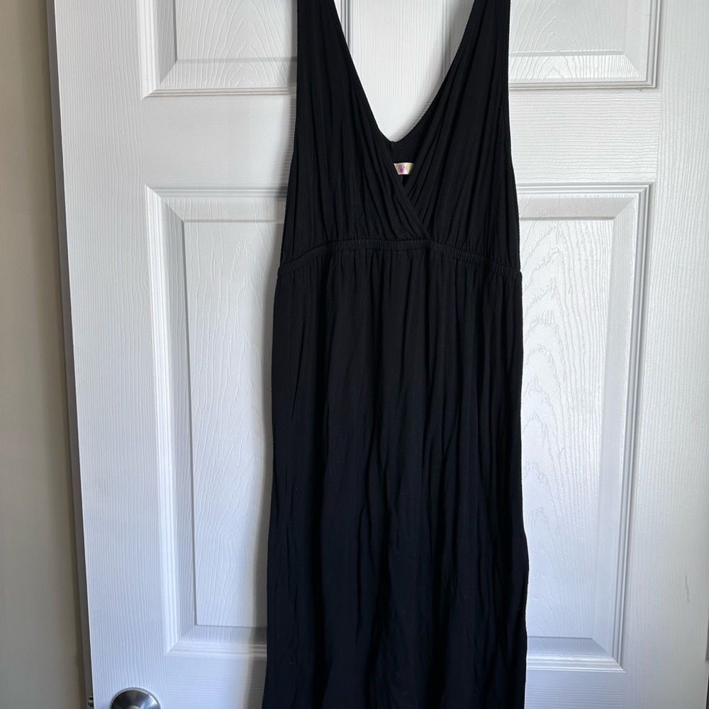 Black Sleeveless Maternity Maxi Dress